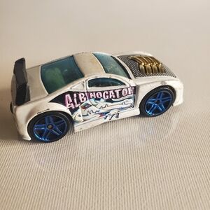 Vintage 2003- "Furiosity" Albinogator Hot Wheel